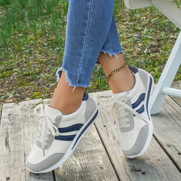 Carolyn | Women's Comfort Lace Sneakers