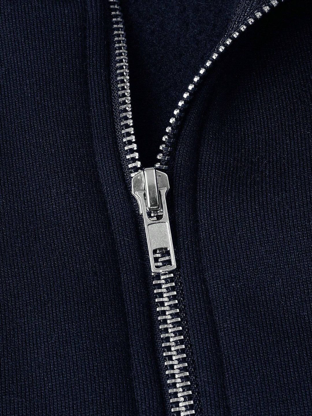 Mickey ™ | Premium Half Zip Leisure Pullover