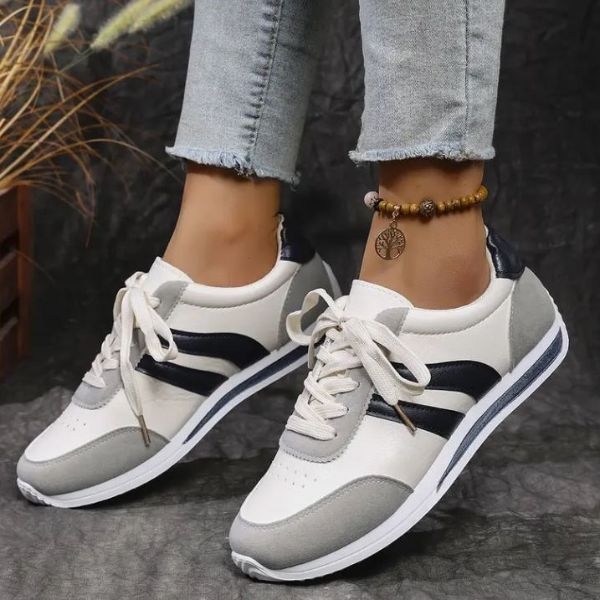 Carolyn | Women's Comfort Lace Sneakers