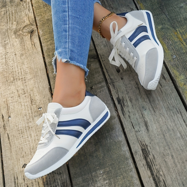 Carolyn | Women's Comfort Lace Sneakers