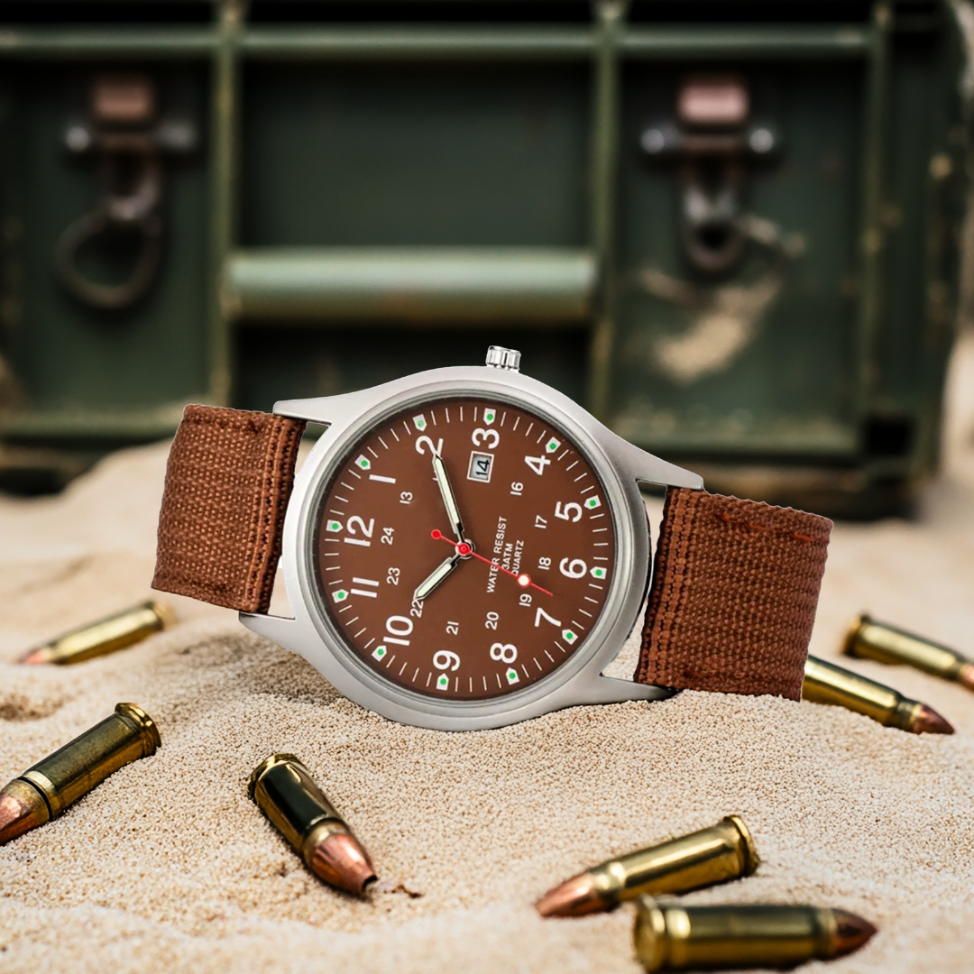 Casual wristwatch inspired by military watches