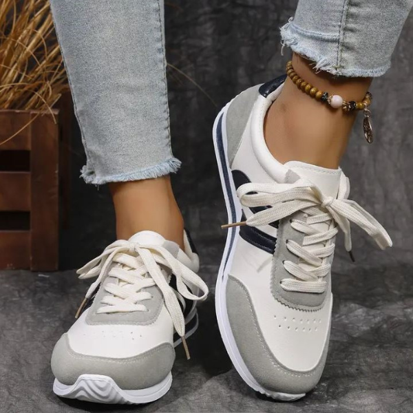 Carolyn | Women's Comfort Lace Sneakers