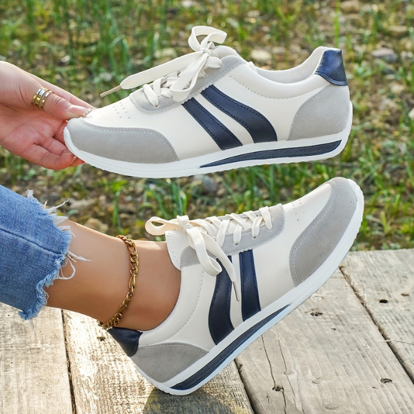 Carolyn | Women's Comfort Lace Sneakers