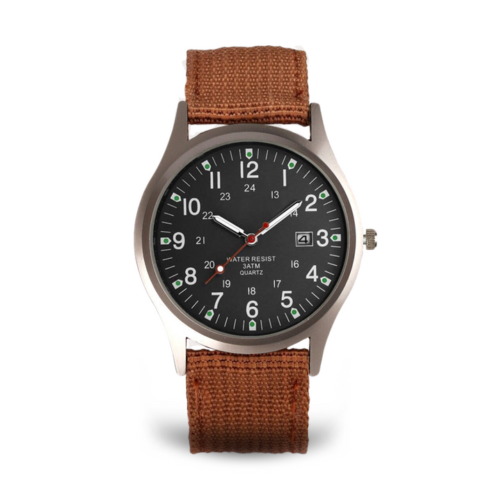 Casual wristwatch inspired by military watches
