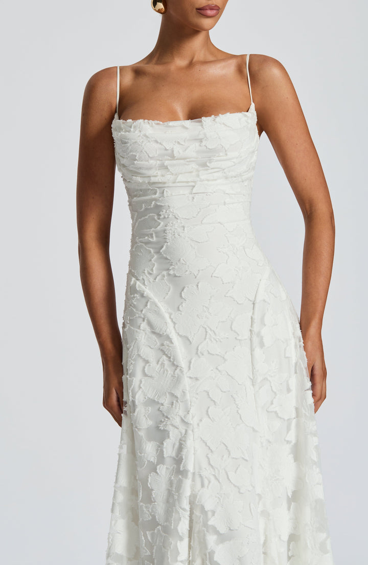 Joan | Elegant Maxi Dress